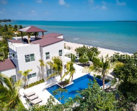 H449 – Beautiful Modern Beach Home in the Most Exclusive Neighborhood on the Placencia Peninsula