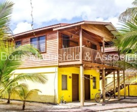 L472 - GREAT DEAL!!! Prime Commercial Property in Maya Beach, Placencia