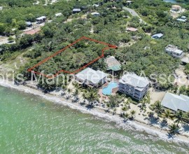 NL526– Exceptional Beach Front Lot on the Peninsula