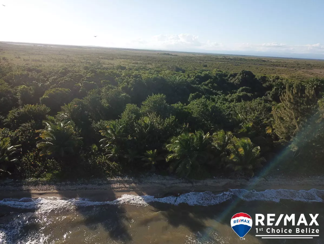 L2419 - 2419 Over 34 acres of Sea Front 5